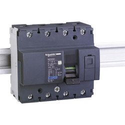 Disjoncteur 4P 32A 36kA C