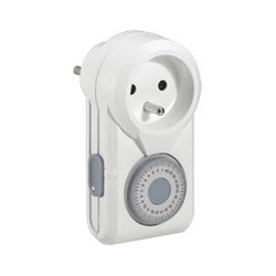 Progr.journ.2P+T 16A 230V