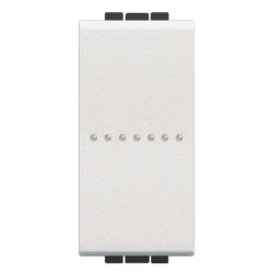 LL - interrupt unip axial 10A