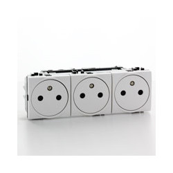 LL triple prise précâbl.aff. 16A 250V Bl