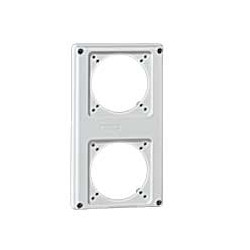 P17 plastron 2 socles 16A