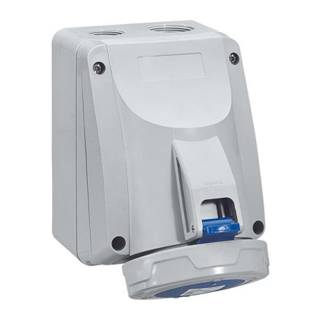 Socle saill. 230V - 16A - 2P+T