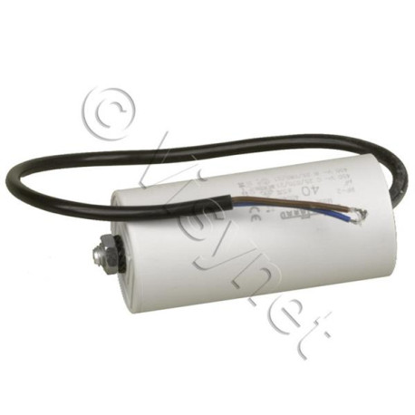 Condensateur electrol. avec fil 450V